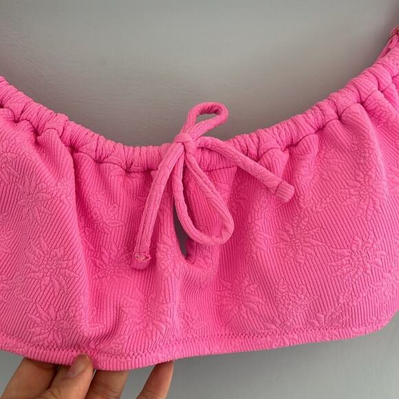 Womens Jessica Simpson Bikini Top Size Medium - Picture 3 of 8